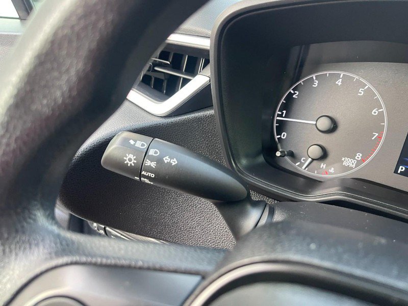 Used 2025 Toyota Corolla LE FWD image 18