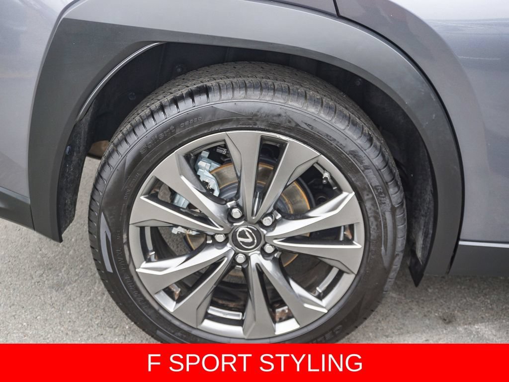 Used 2021 Lexus UX 200 F Sport w/ Accessory Package (Z1) FWD image 8