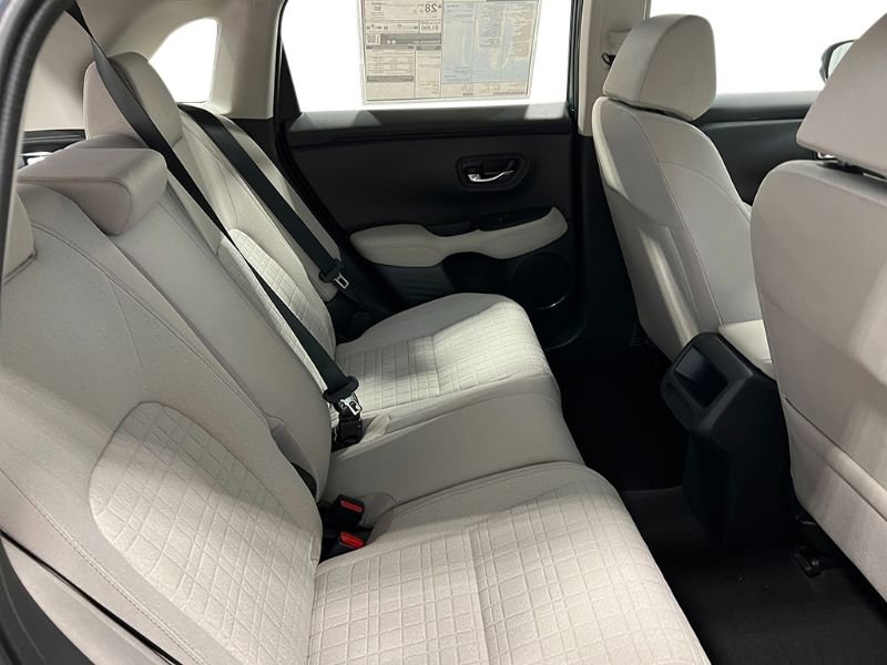 New 2025 Honda HR-V LX image 32