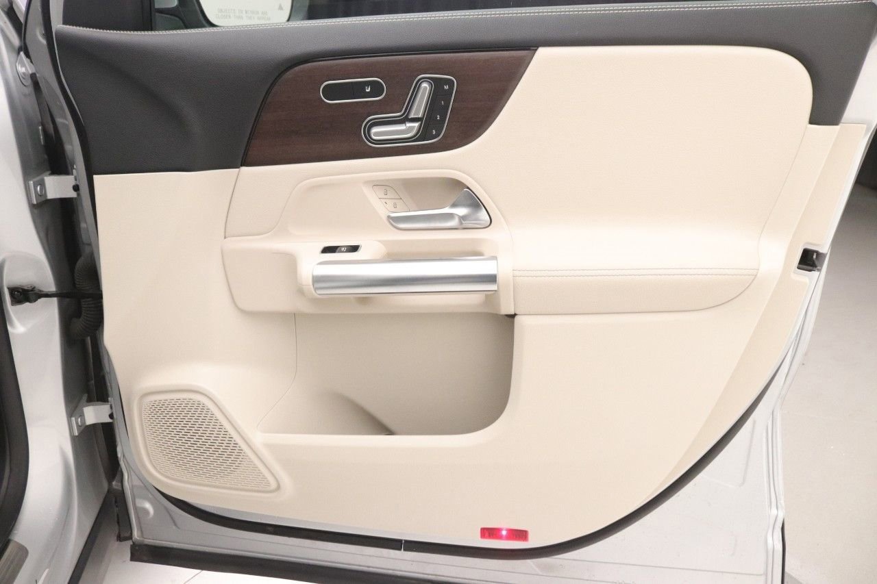 Certified 2023 Mercedes-Benz GLA 250 image 24