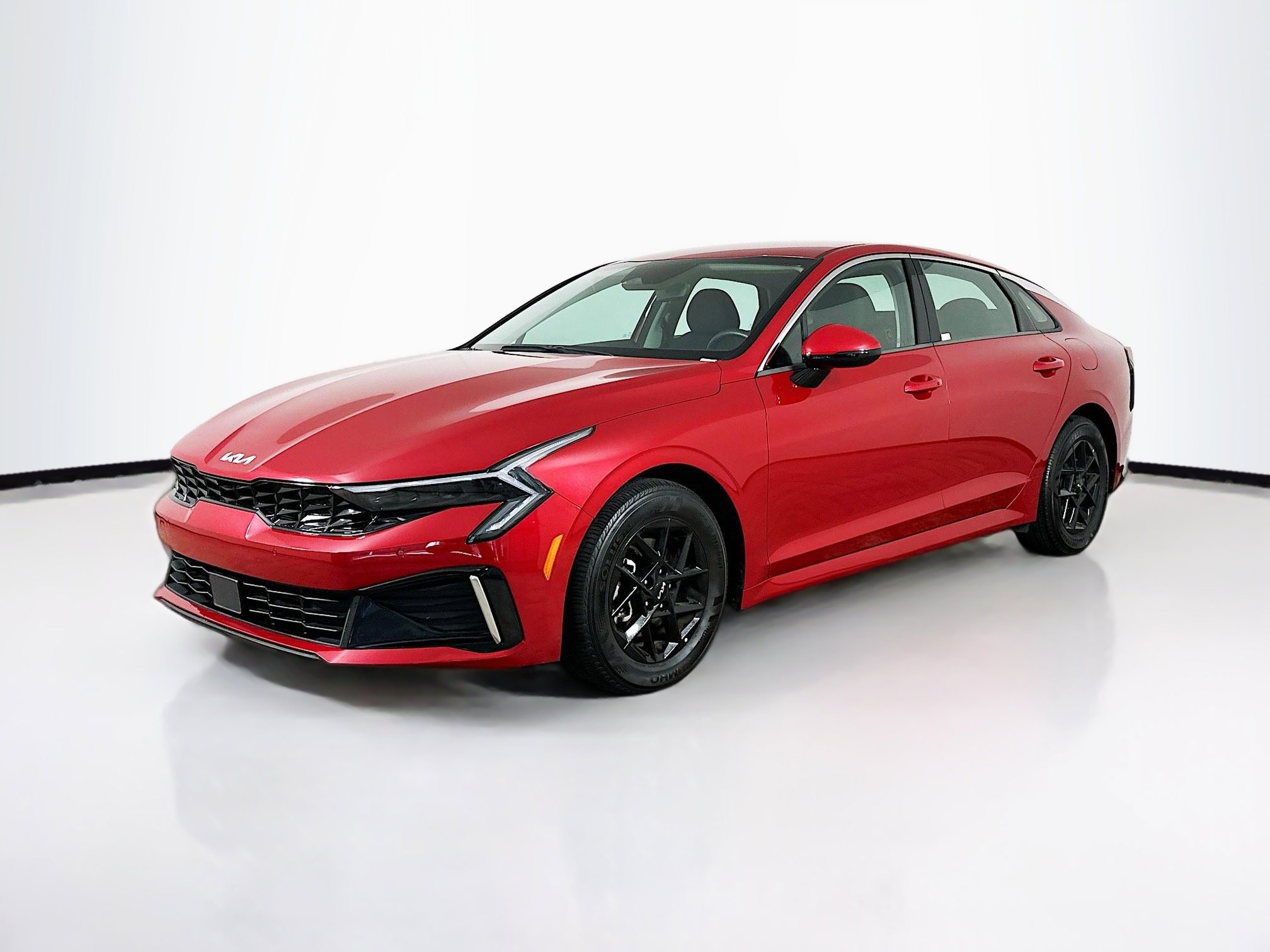 Used 2025 Kia K5 LXS image 3