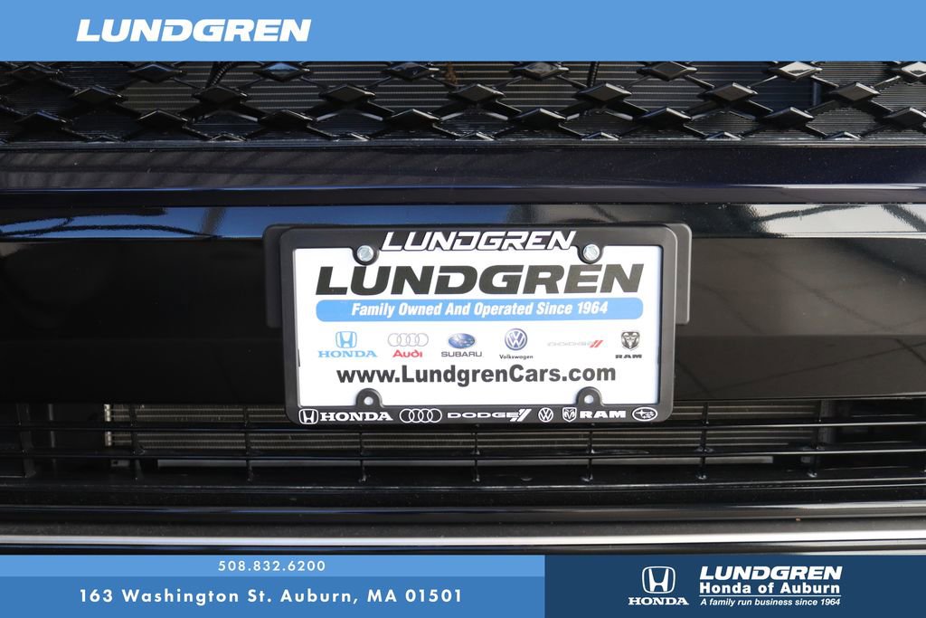 Used 2024 Toyota RAV4 SE w/ Weather & Moonroof Package image 31