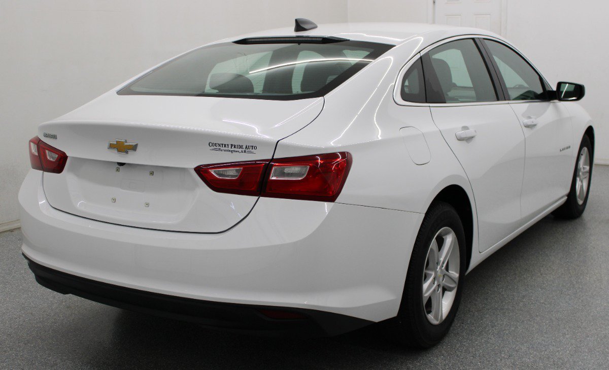Used 2022 Chevrolet Malibu LS FWD image 5