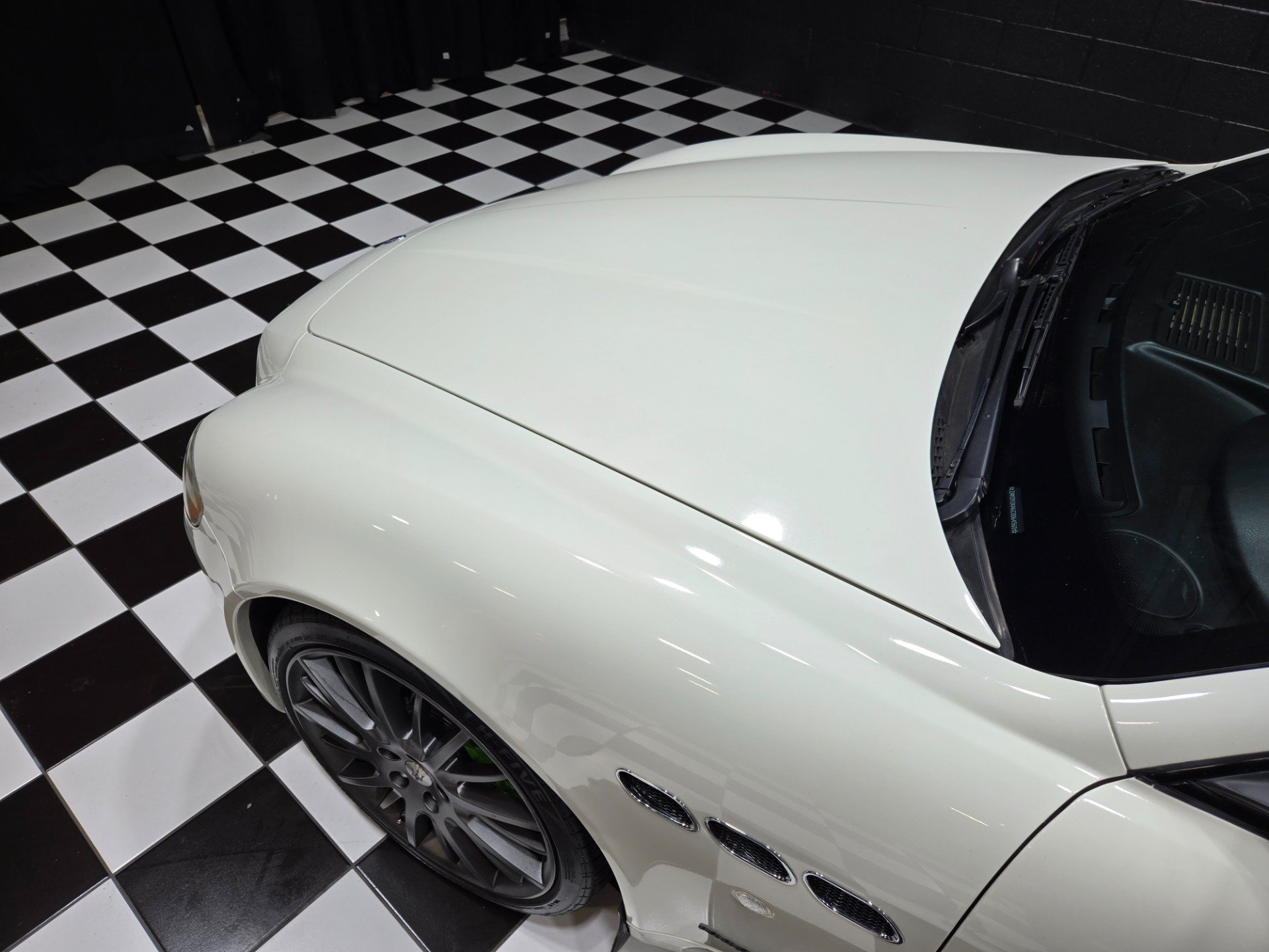 Used 2012 Maserati Quattroporte S RWD image 22