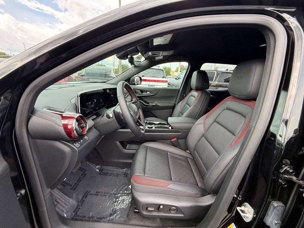 Used 2026 Chevrolet Equinox RS w/ Convenience Package III FWD image 11