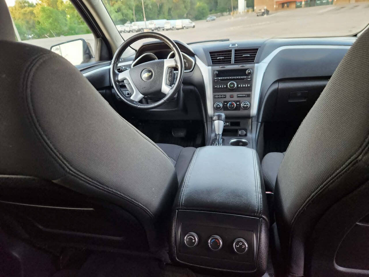 Used 2012 Chevrolet Traverse LT AWD/4WD image 21