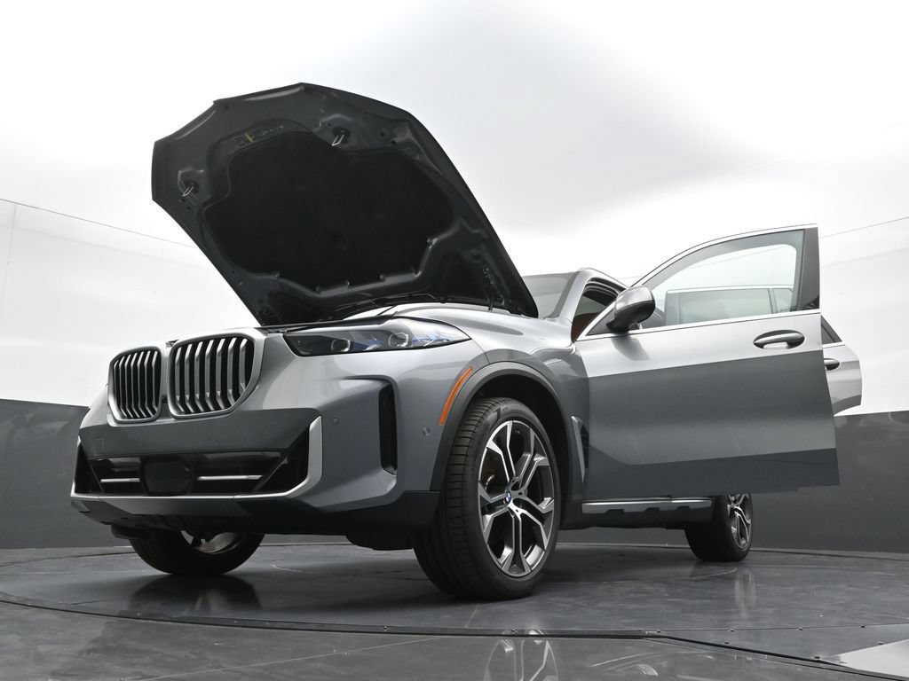 New 2026 BMW X5 xDrive40i AWD/4WD image 40