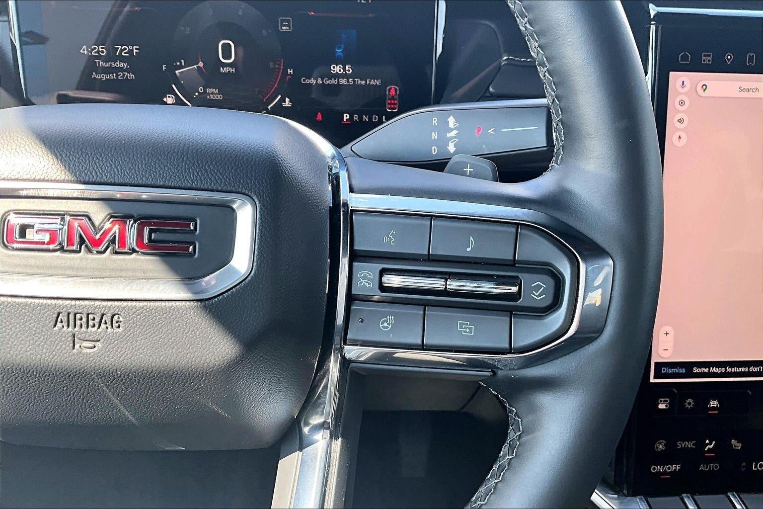 Used 2025 GMC Acadia Elevation AWD/4WD image 18