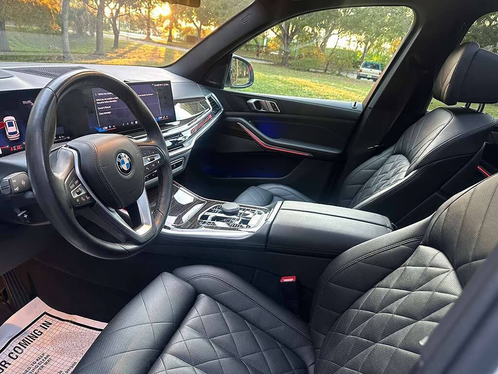Used 2024 BMW X5 xDrive50e AWD/4WD image 18