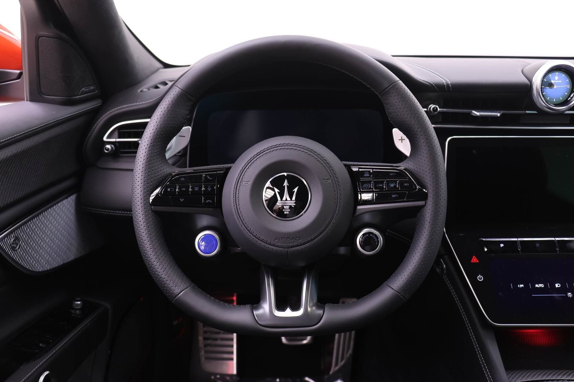 New 2025 Maserati Grecale Modena image 14