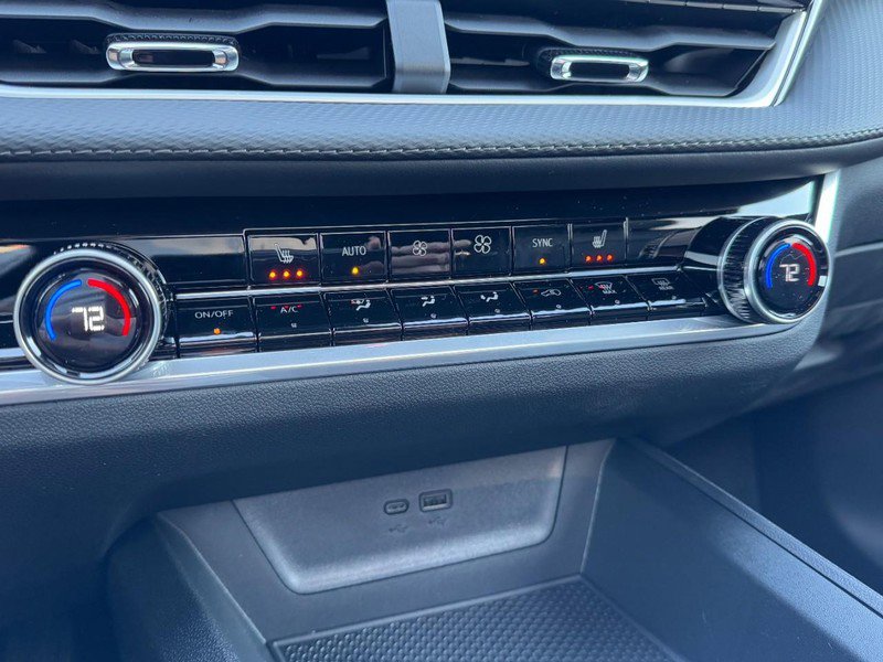 New 2026 Chevrolet Equinox LT w/ Convenience Package II image 14