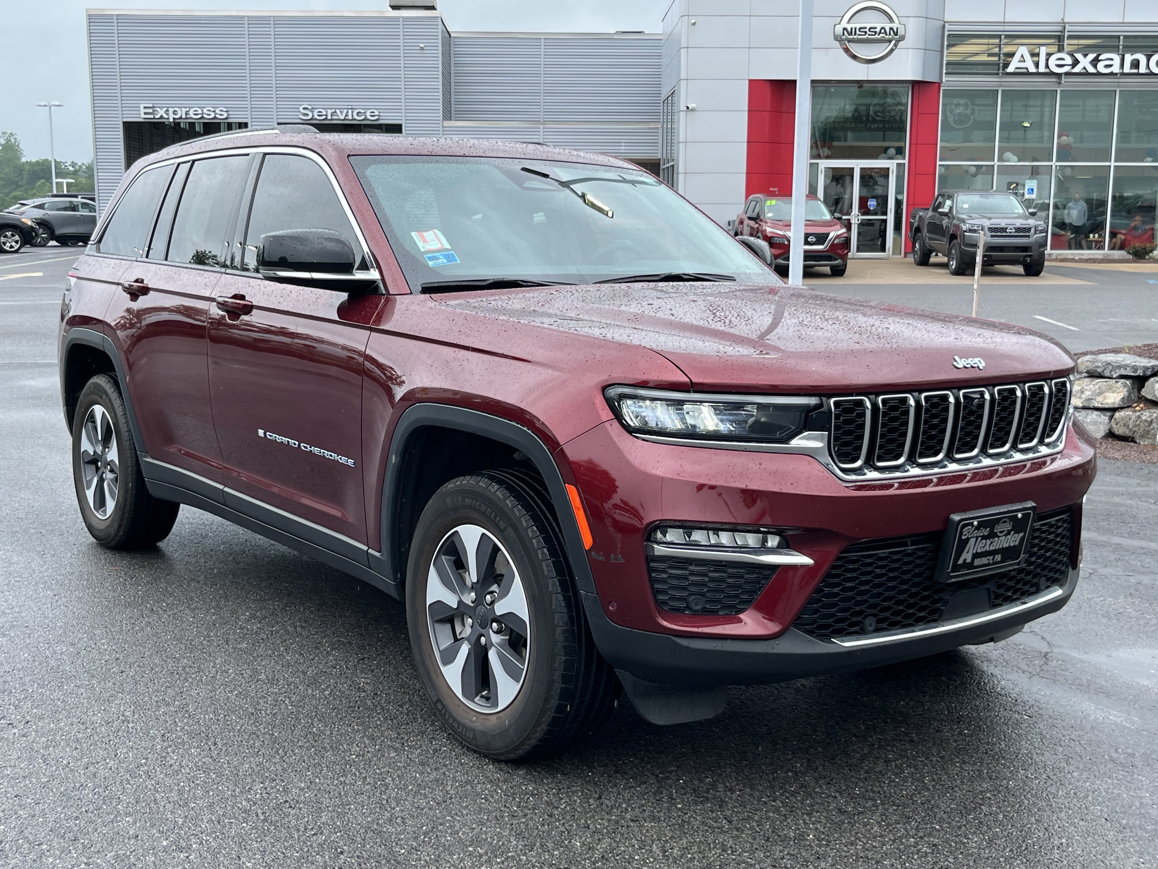 Used 2023 Jeep Grand Cherokee 4WD 4xe w/ Luxury Tech Group II video 1