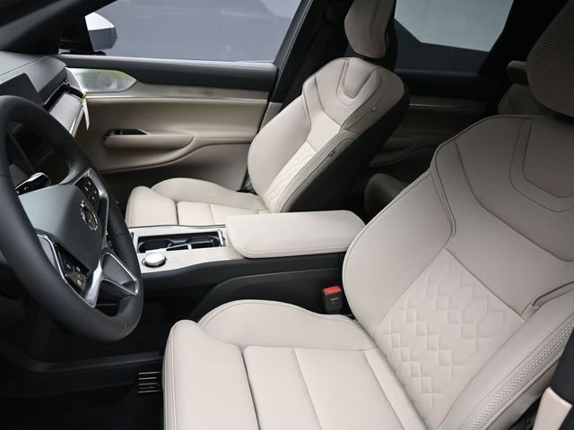 Used 2025 Volvo EX90 Ultra image 14