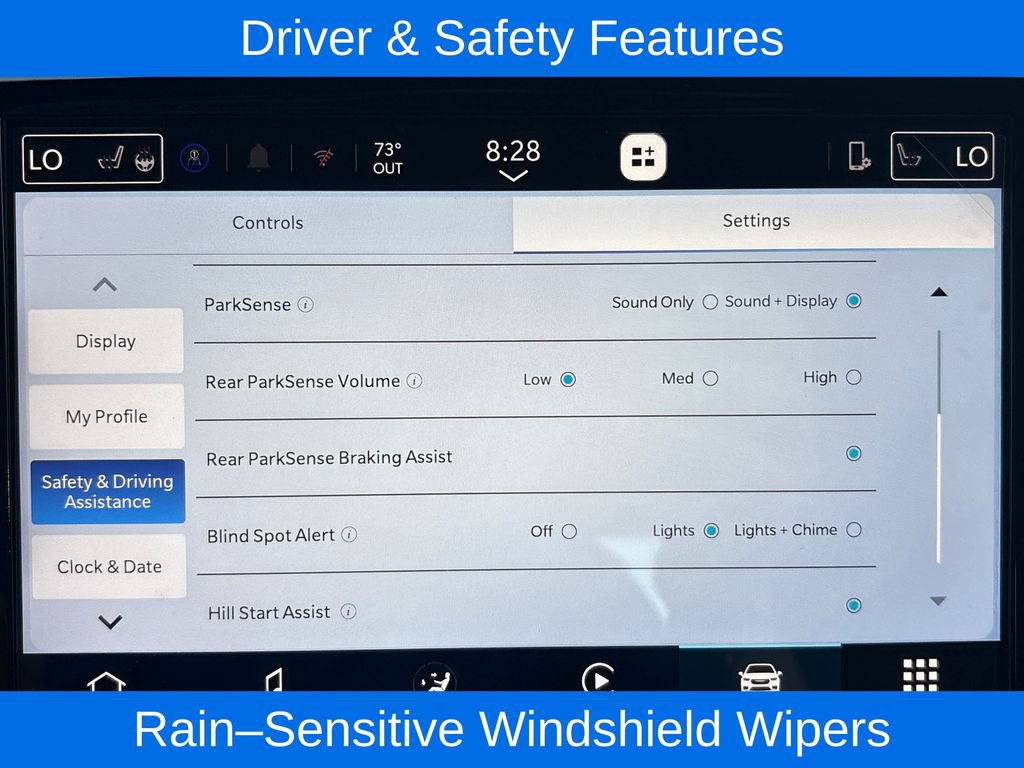 New 2027 Chrysler Pacifica Select FWD image 8