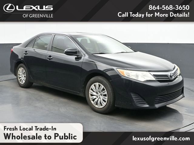 Used 2014 Toyota Camry FWD image 1