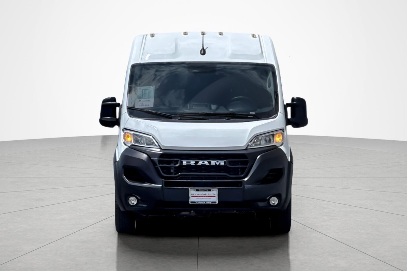 Used 2025 RAM ProMaster 2500 w/ Convenience Group FWD image 8