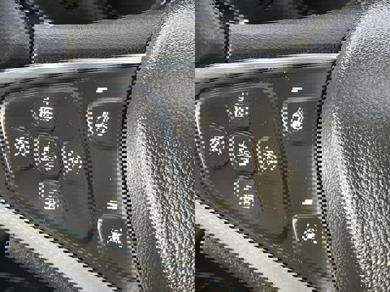 Used 2023 Chevrolet Equinox Premier image 25