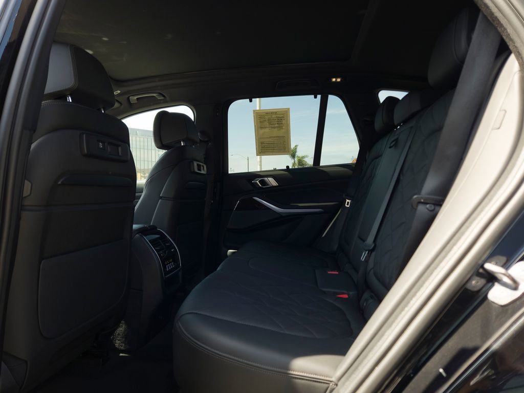 Used 2023 BMW X5 xDrive45e w/ Executive Package AWD/4WD image 9