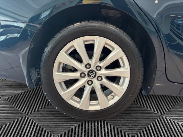 Used 2018 Toyota Camry LE FWD image 28