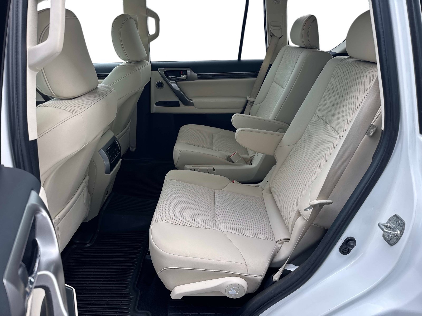 Certified 2023 Lexus GX 460 Premium w/ Accessory Package AWD/4WD image 13
