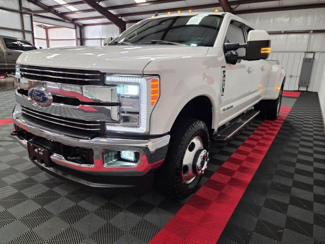 Used 2019 Ford F350 Lariat w/ Lariat Ultimate Package AWD/4WD image 16