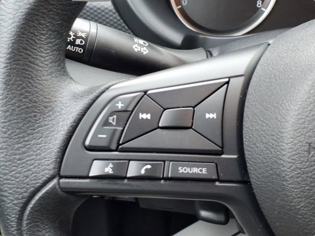 Certified 2025 Nissan Kicks Play S image 22