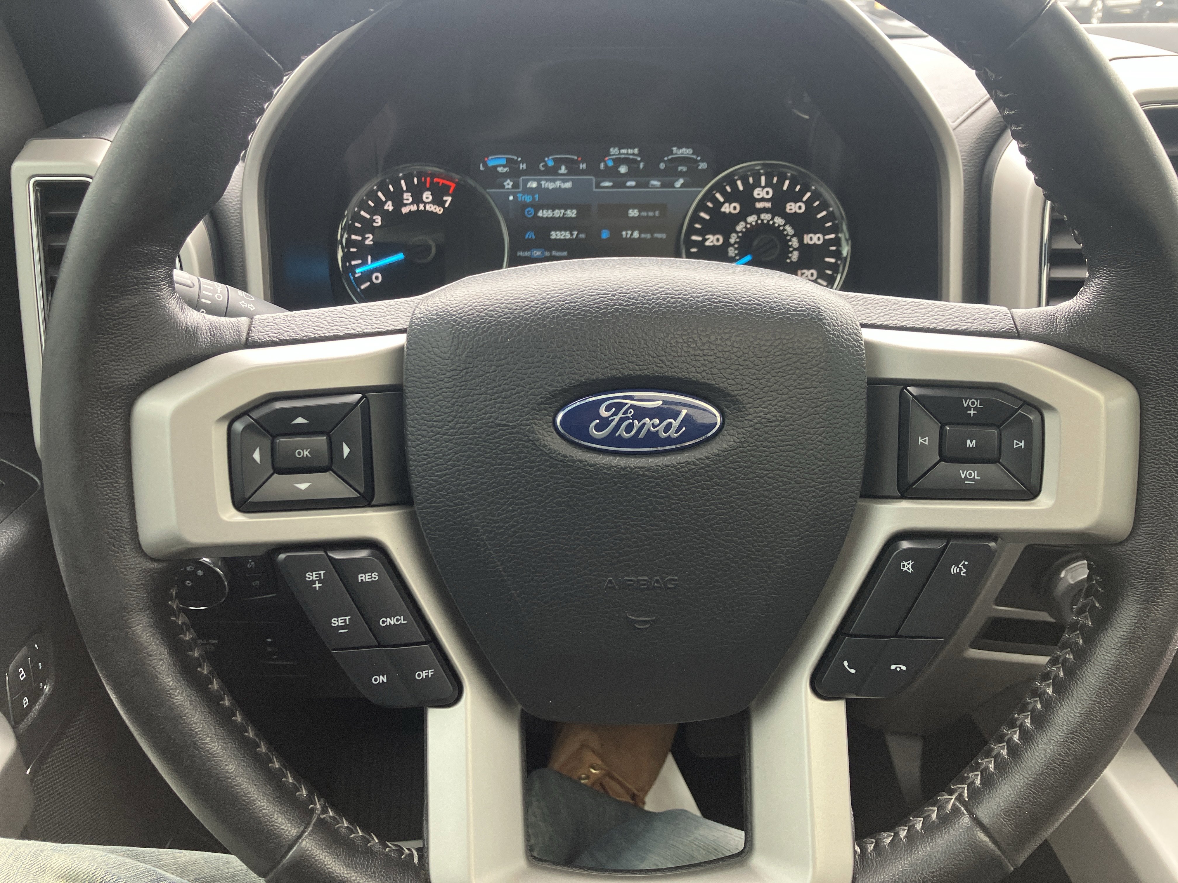 Used 2019 Ford F150 Lariat w/ Equipment Group 502A Luxury image 27
