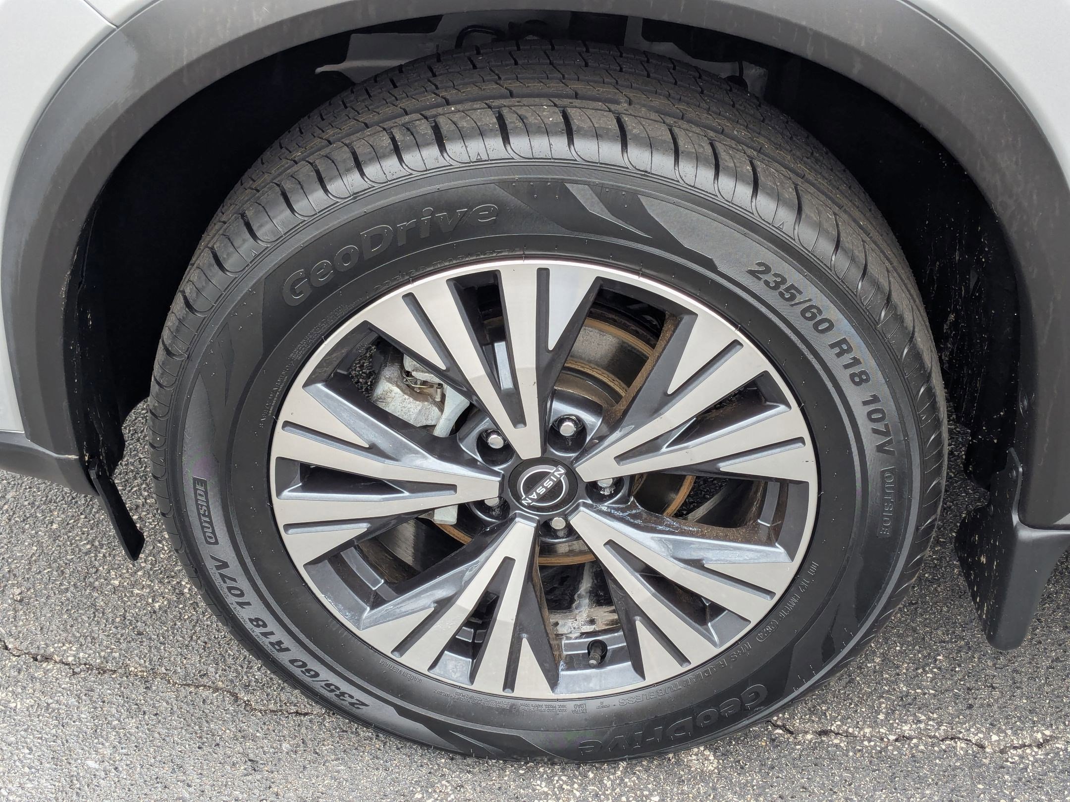 Certified 2022 Nissan Rogue SV image 26