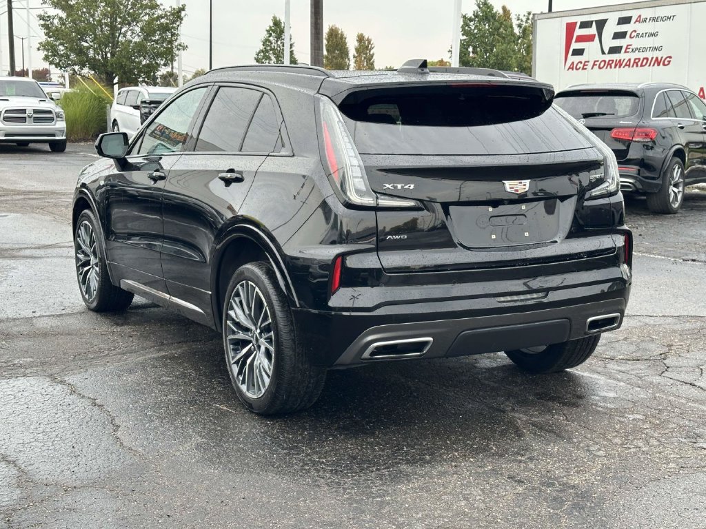 Used 2024 Cadillac XT4 Sport AWD/4WD image 6