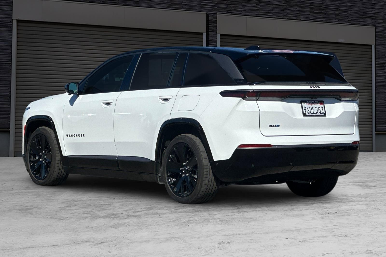 Used 2024 Jeep Wagoneer Launch Edition image 6