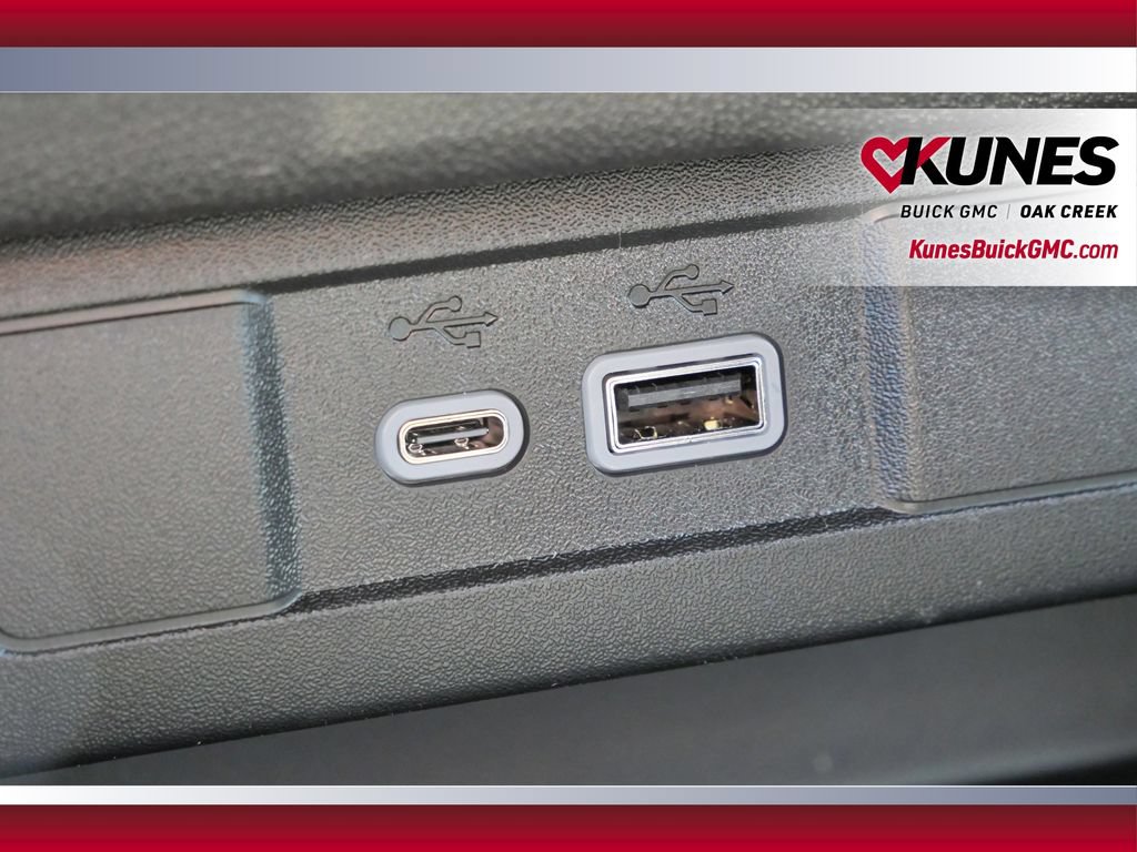 Used 2026 GMC Canyon AT4X w/ LPO, Black Badging Package AWD/4WD image 52