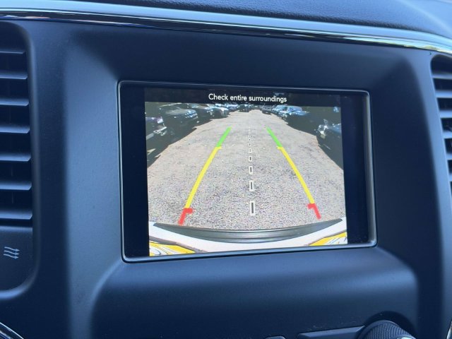 Certified 2021 Jeep Grand Cherokee Laredo AWD/4WD image 41