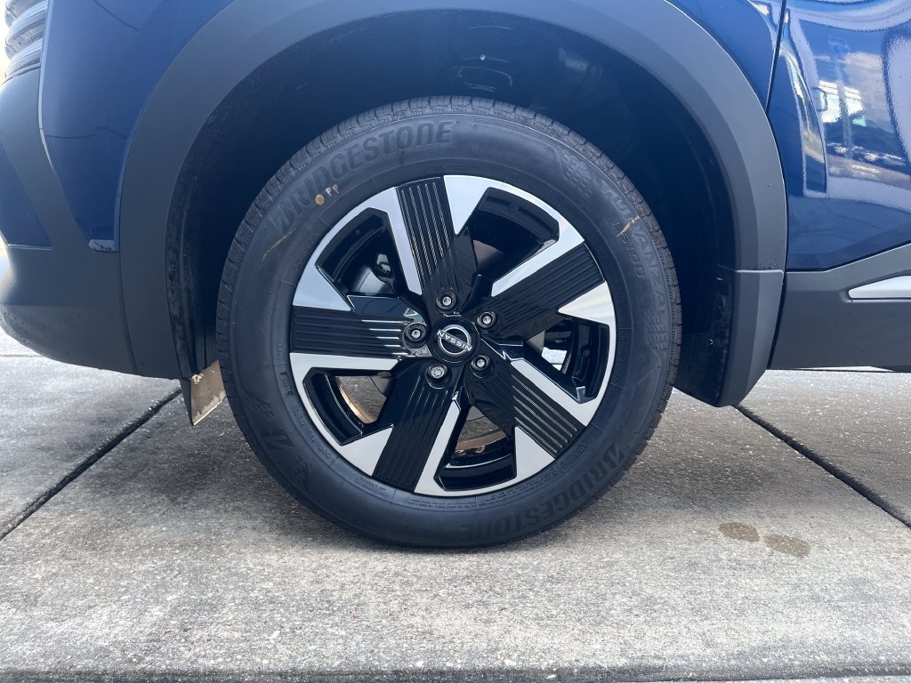 New 2027 Nissan Kicks SV AWD/4WD image 26