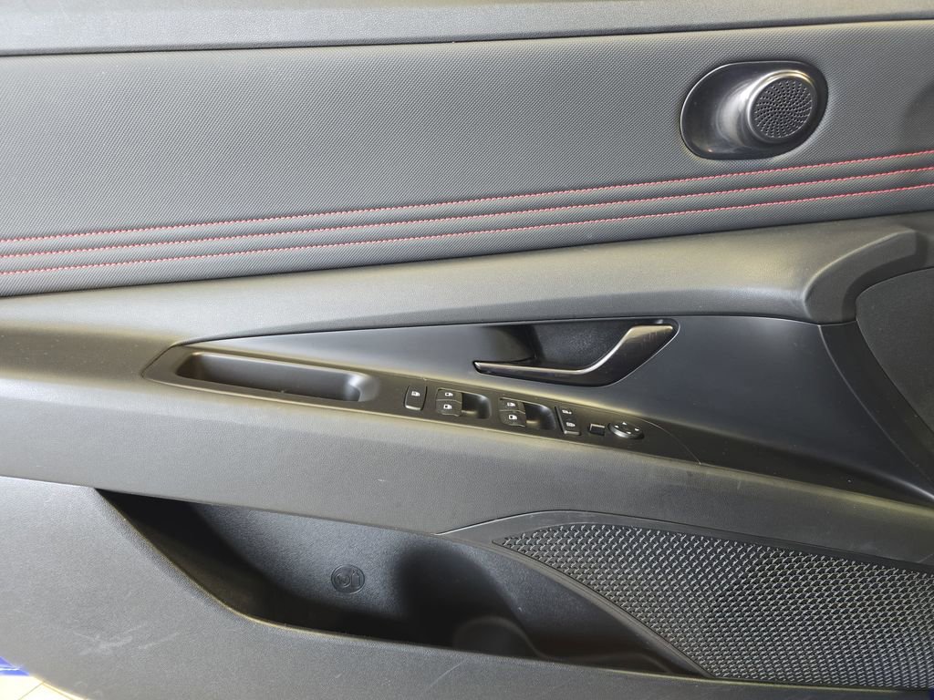 Used 2023 Hyundai Elantra N Line image 27