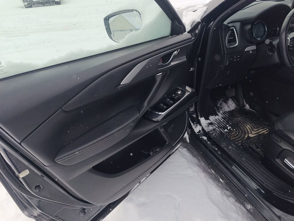 Used 2020 MAZDA CX-9 Grand Touring image 4