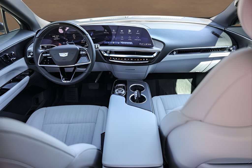 Certified 2026 Cadillac Lyriq Luxury w/ LPO, Floor Liner Package AWD/4WD image 23
