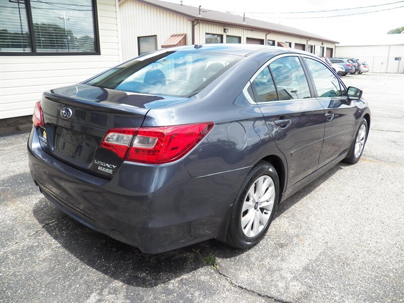 Used 2015 Subaru Legacy 2.5i Premium AWD/4WD image 4