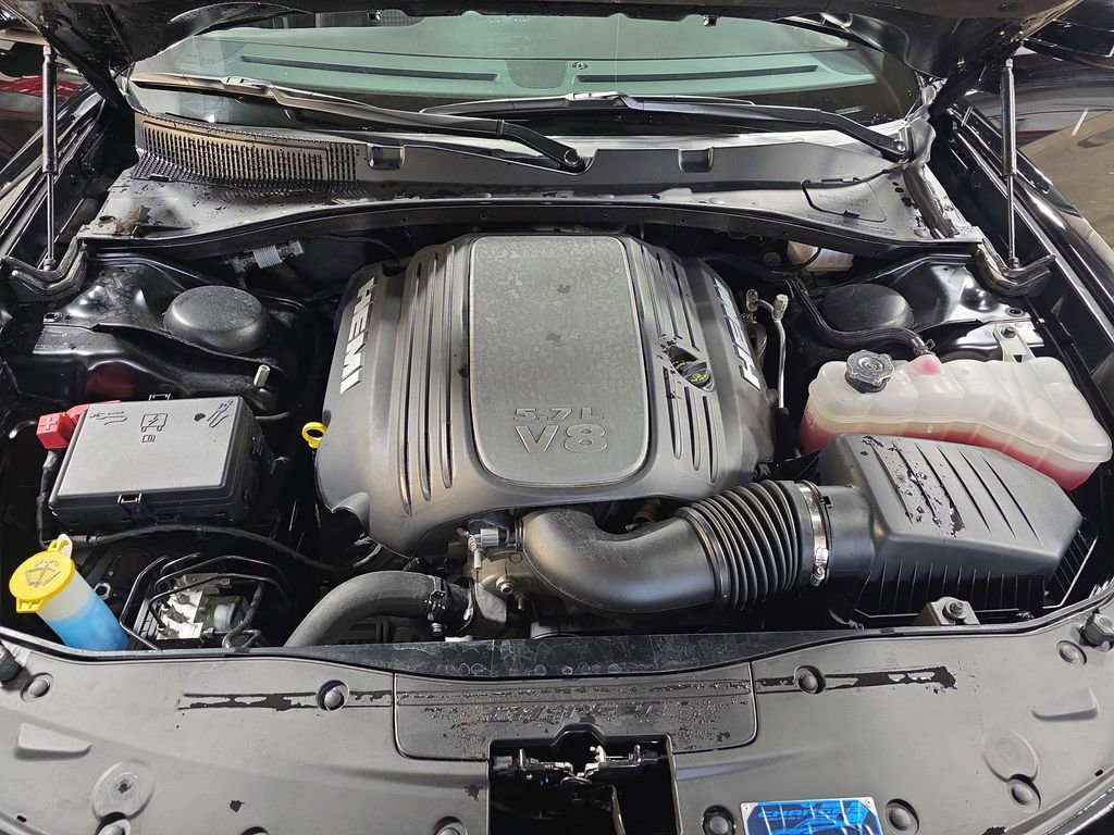 Used 2023 Dodge Charger R/T w/ Performance Handling Group image 28