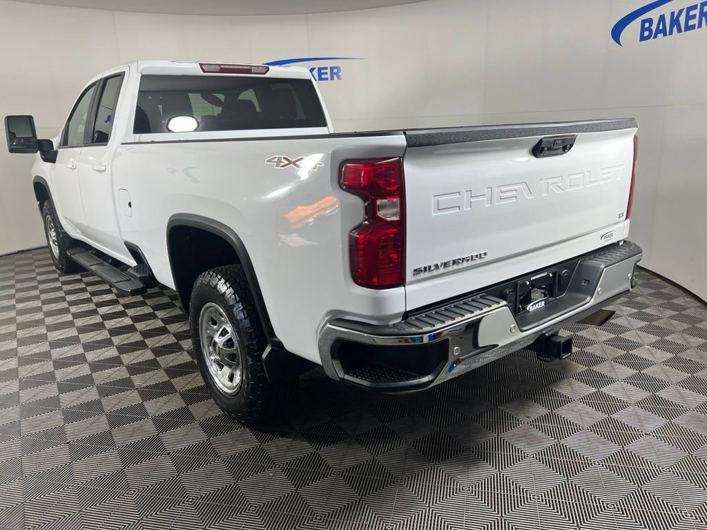 Used 2020 Chevrolet Silverado 2500 LT AWD/4WD image 3