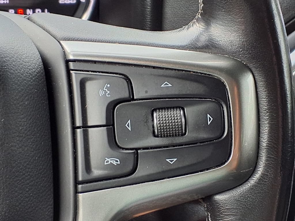 Used 2020 Chevrolet Silverado 1500 RST w/ Convenience Package AWD/4WD image 26