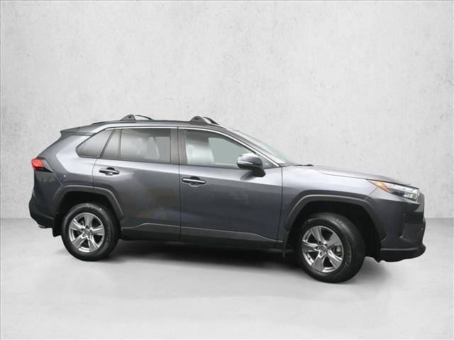 Used 2022 Toyota RAV4 XLE image 3
