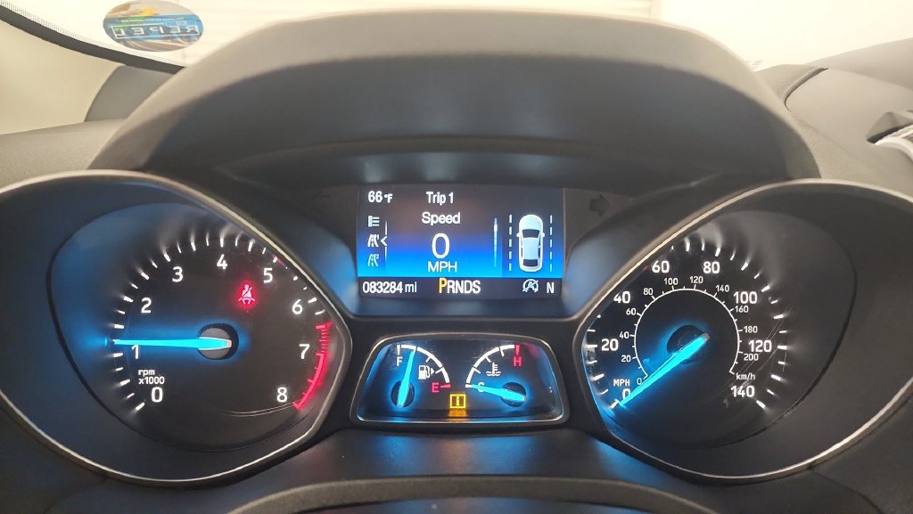 Used 2018 Ford Escape SE w/ Ford Safe & Smart Package AWD/4WD image 11