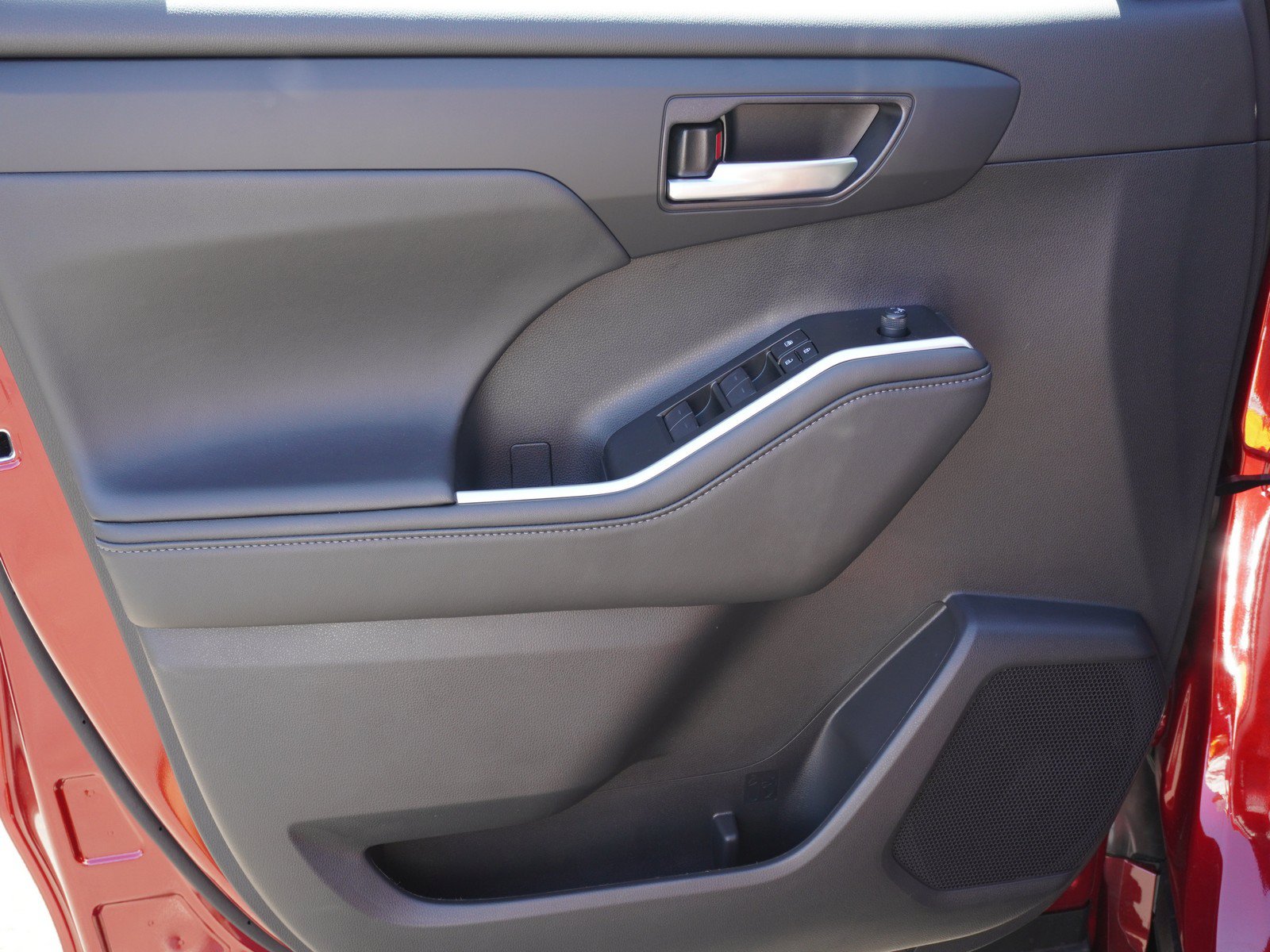 New 2026 Toyota Highlander XLE AWD/4WD image 21