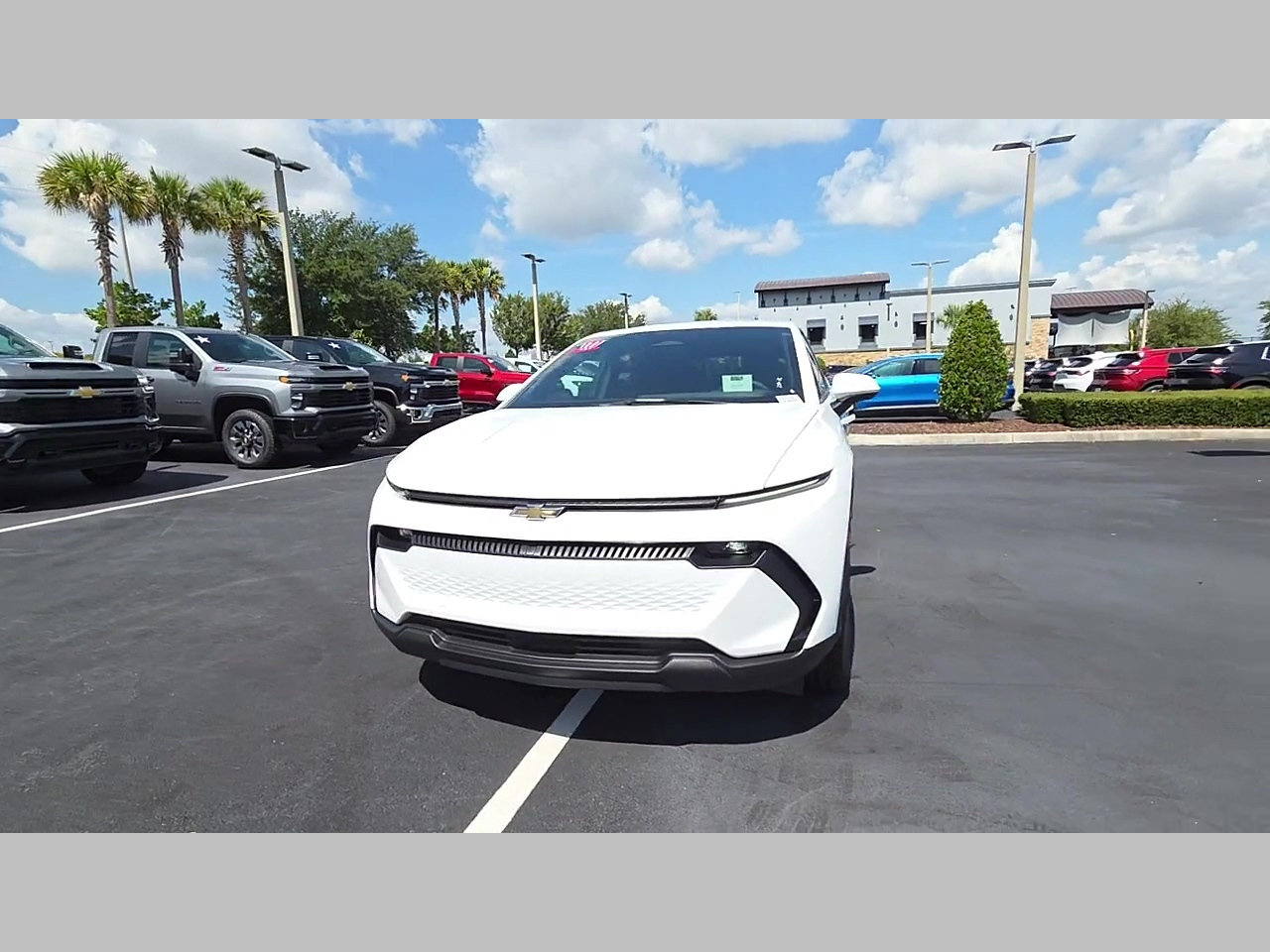 New 2026 Chevrolet Equinox EV LT FWD image 22