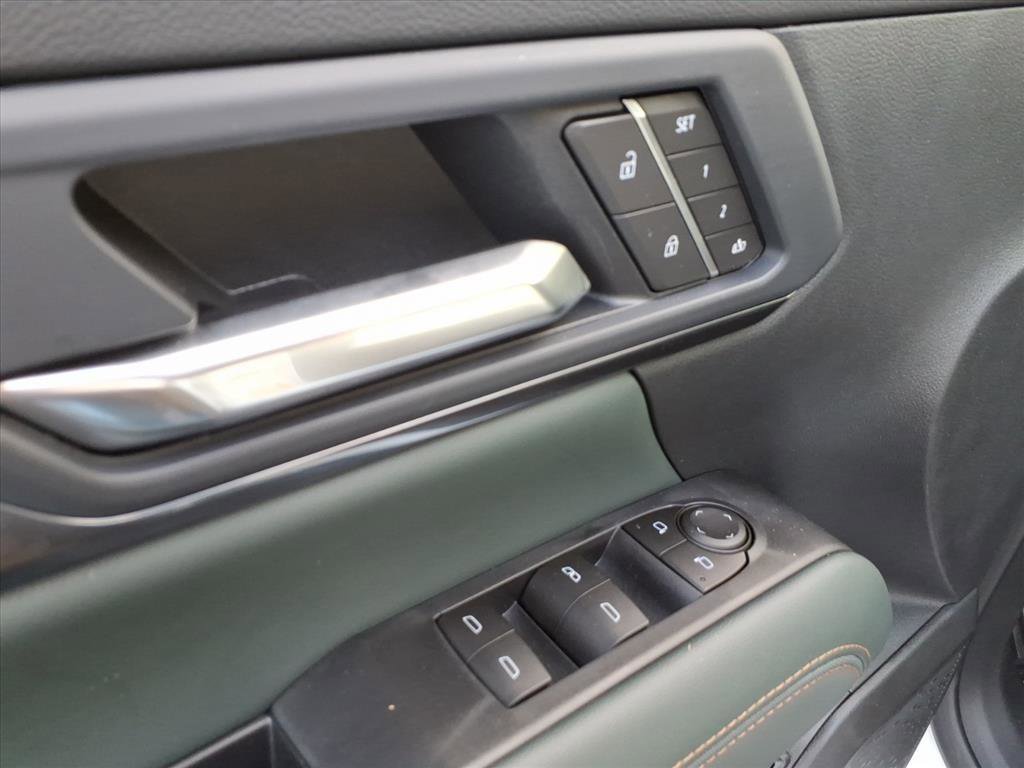 New 2026 GMC Terrain AT4 w/ Convenience Package III image 13