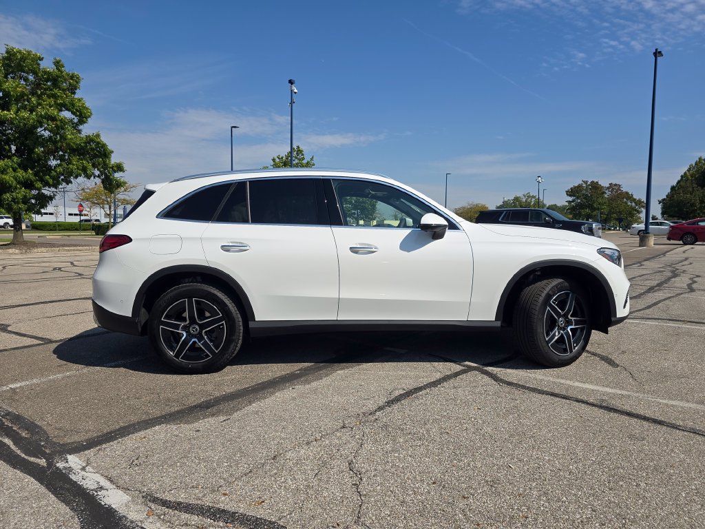 New 2027 Mercedes-Benz GLC 300 4MATIC image 18