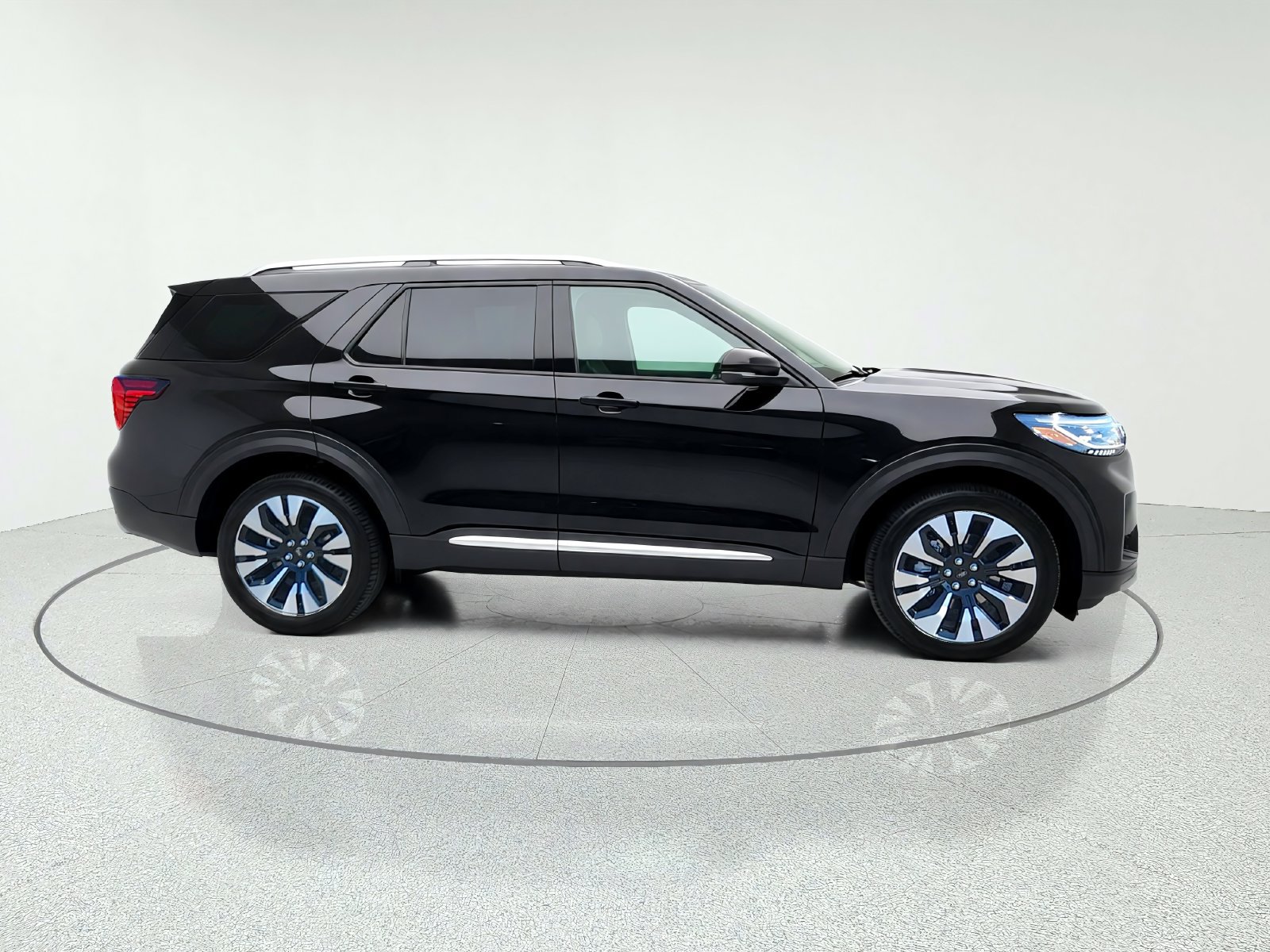 New 2027 Ford Explorer Platinum w/ LUX Leather Package AWD/4WD image 10