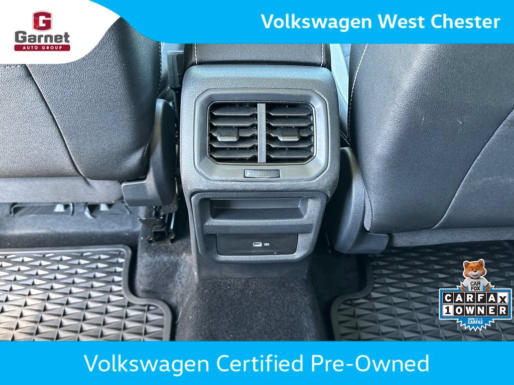 Certified 2025 Volkswagen Taos SEL AWD/4WD image 28