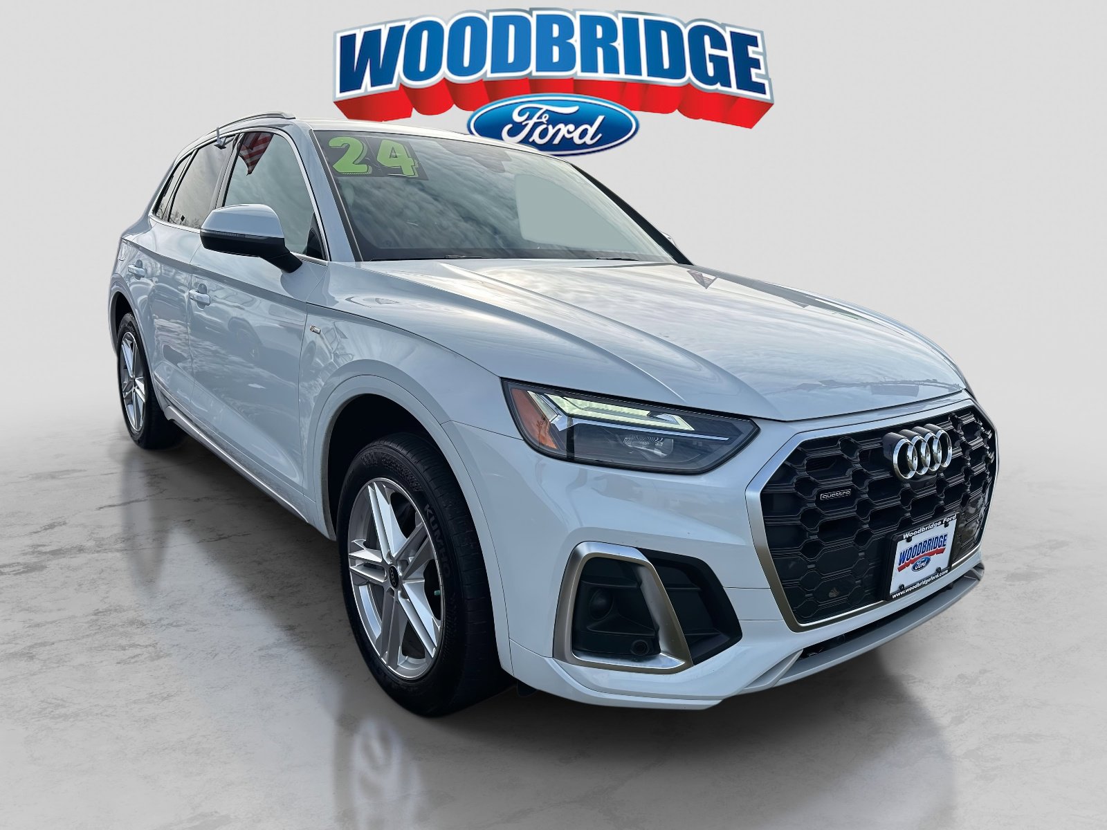 Used 2024 Audi Q5 e Premium Plus