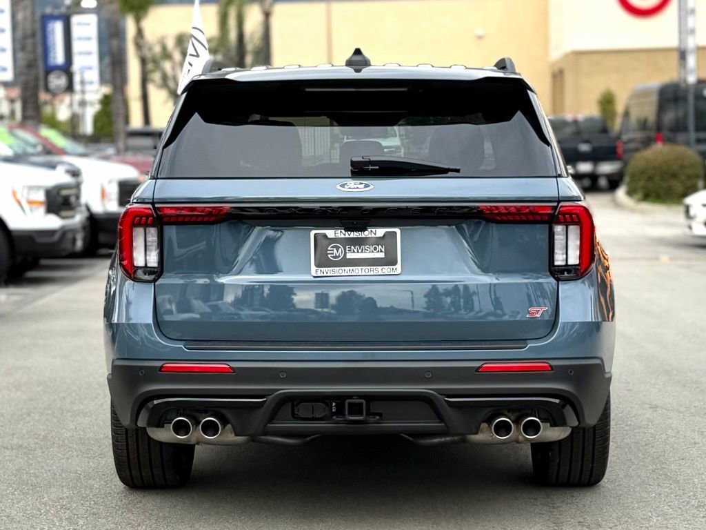 New 2026 Ford Explorer ST w/ Sun And Sound Package image 6